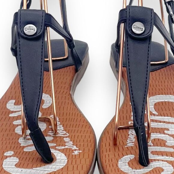 Circus Sam Edelman Cayden T Strap Thong Sandal Black Faux Leather Women’s Size 8 - Picture 15 of 16
